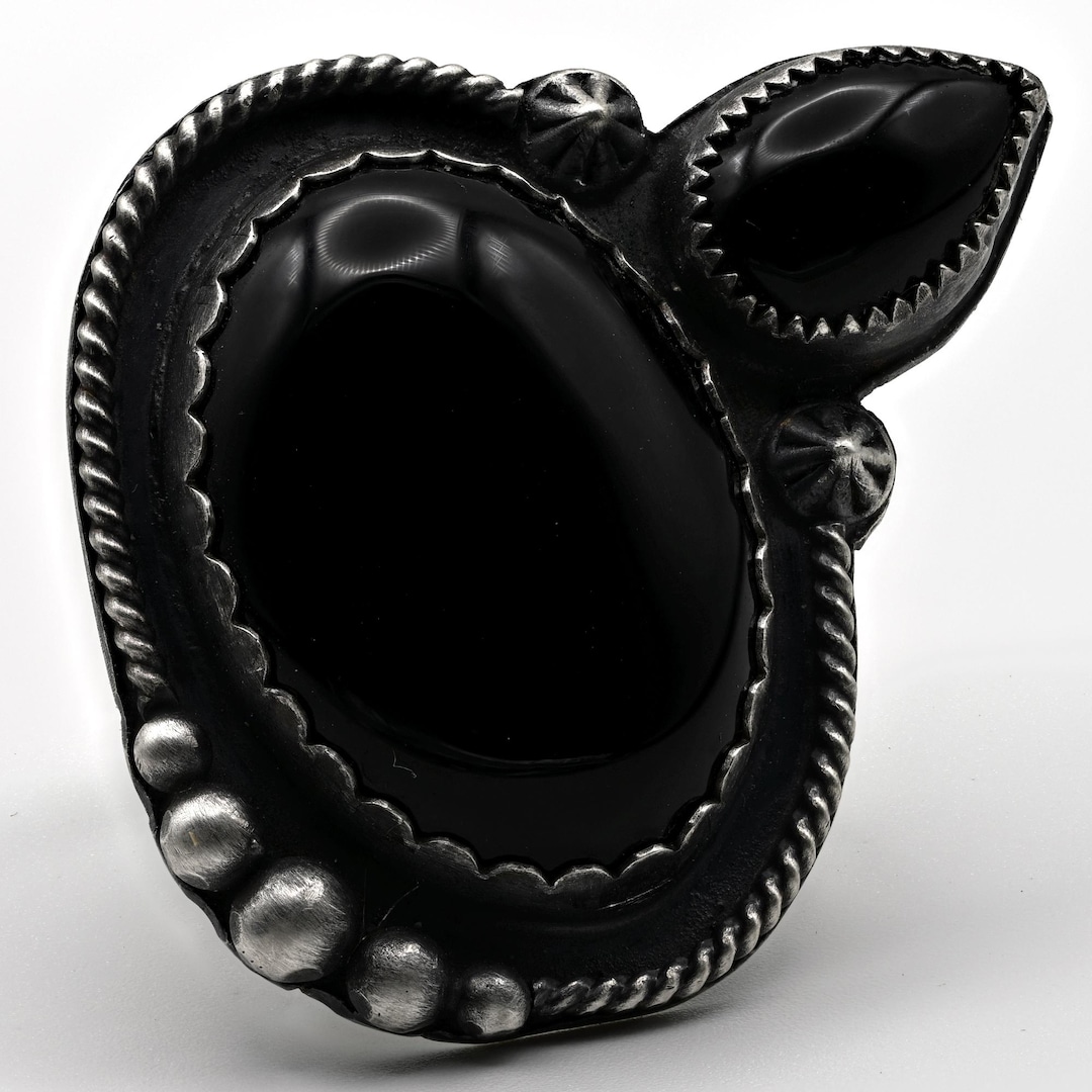 Offset Onyx Ring